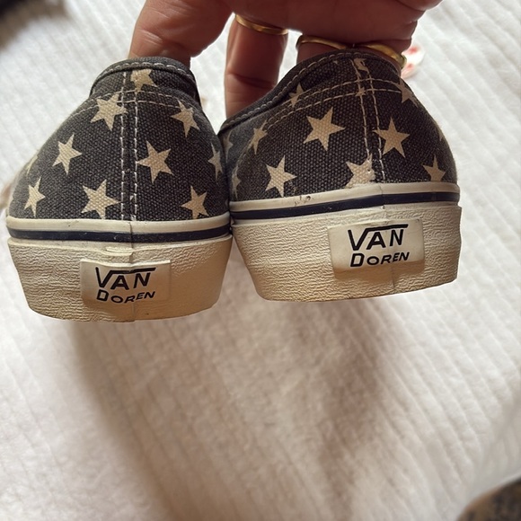 Vans Red and White Sneakers Classic Canvas Design vintage - Picture 3 of 6
